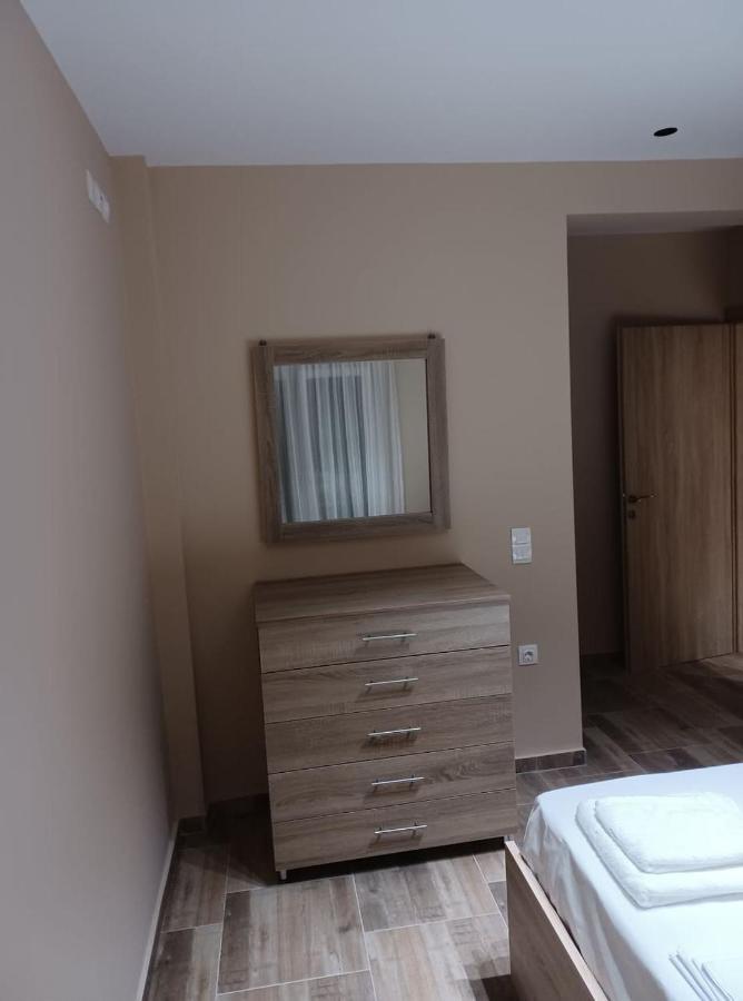 Ladenis Studios Νέα Πλάγια Εξωτερικό φωτογραφία