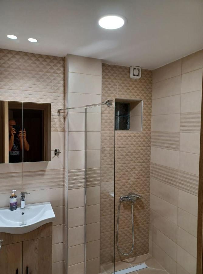 Ladenis Studios Νέα Πλάγια Εξωτερικό φωτογραφία